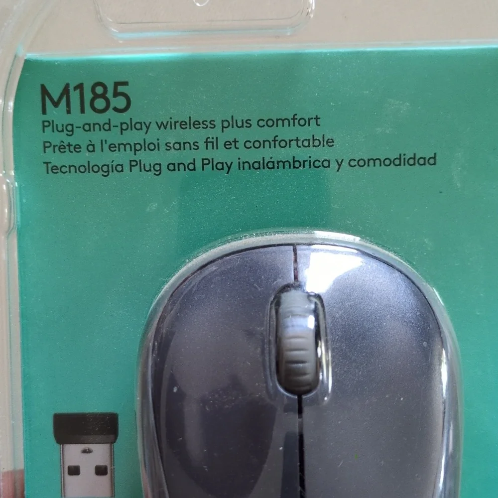 Logitech M185 Wireless Mouse -